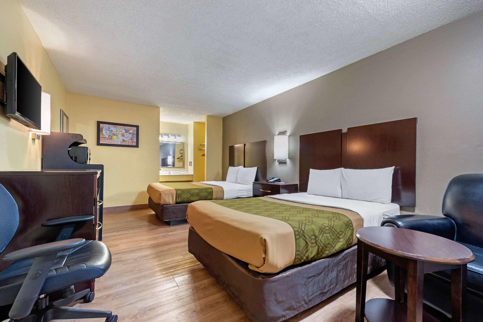 Econo Lodge *